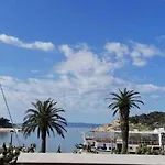 Laura - Center Appartement Makarska