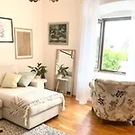 Laura - Center Appartement *