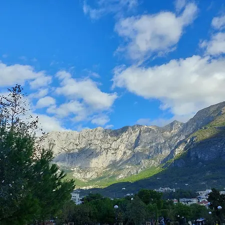 Laura - Center * Makarska