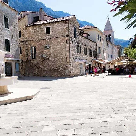Appartement Laura - Center Makarska