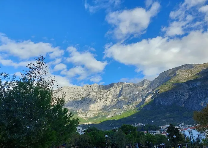 Laura - Center * Makarska